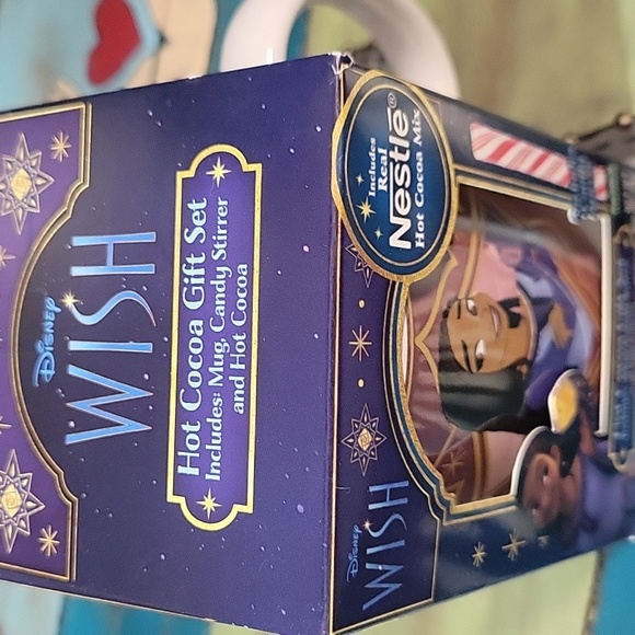 Disney Wish Hot Cocoa Gift Set with Mug - Purple and Blue - Picture 2 of 3
